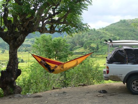 The lightweight hammock camping is a wonder for traveling
