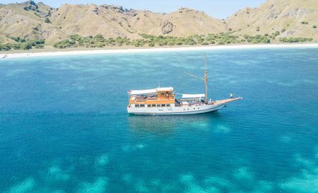Komodo cruise to sail over the Flores Islands
