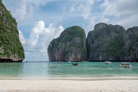 Travel tips to Phuket Thailand