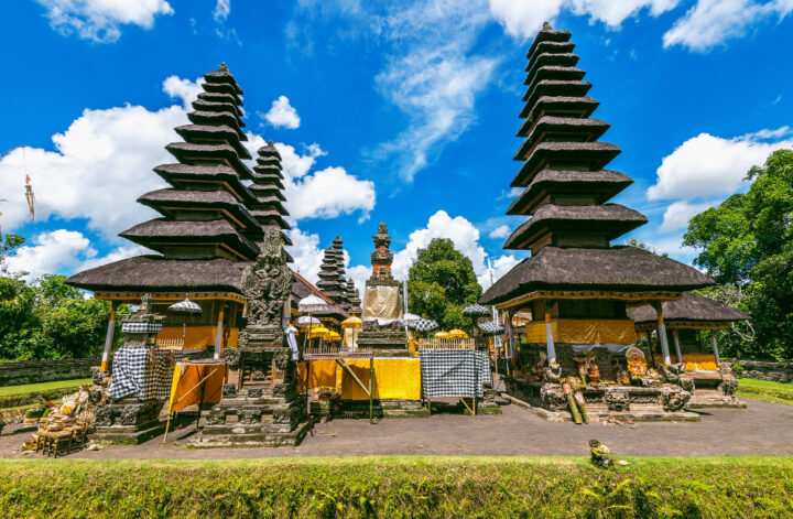 Bali’s Ancient Temples: A Cultural and Historical Tour