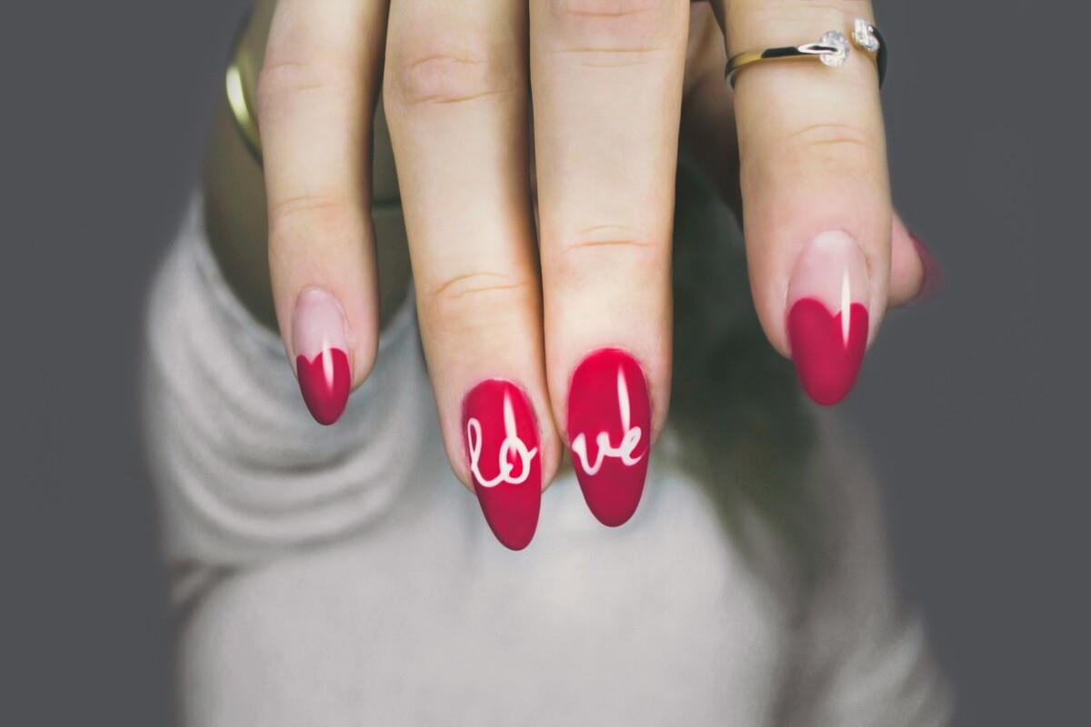 Tips for Maintaining Strong and Beautiful Nails with Nail Art